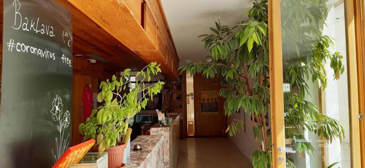 Hotel Gracanica Bagian luar foto