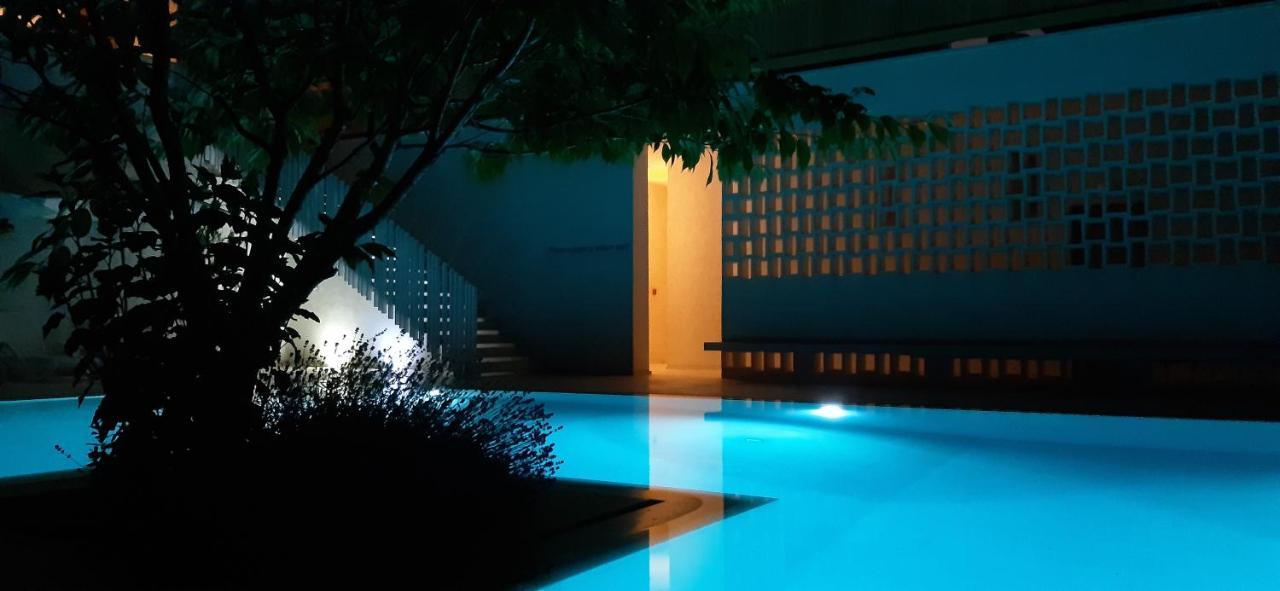 Hotel Gracanica Bagian luar foto